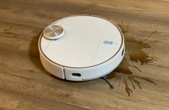 robot vacuum and mop